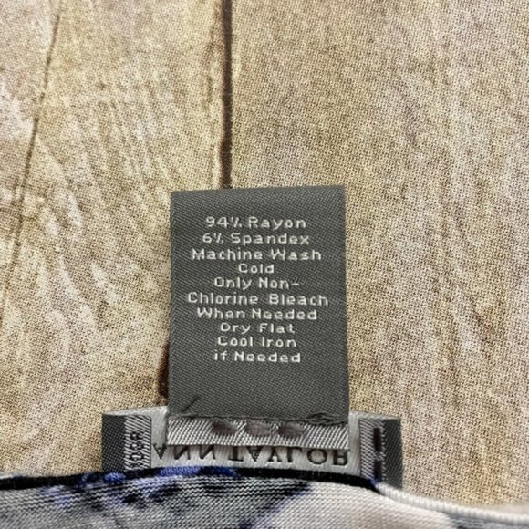 Ann Taylor Purple Print Shirt Size XL - Picture 6 of 7